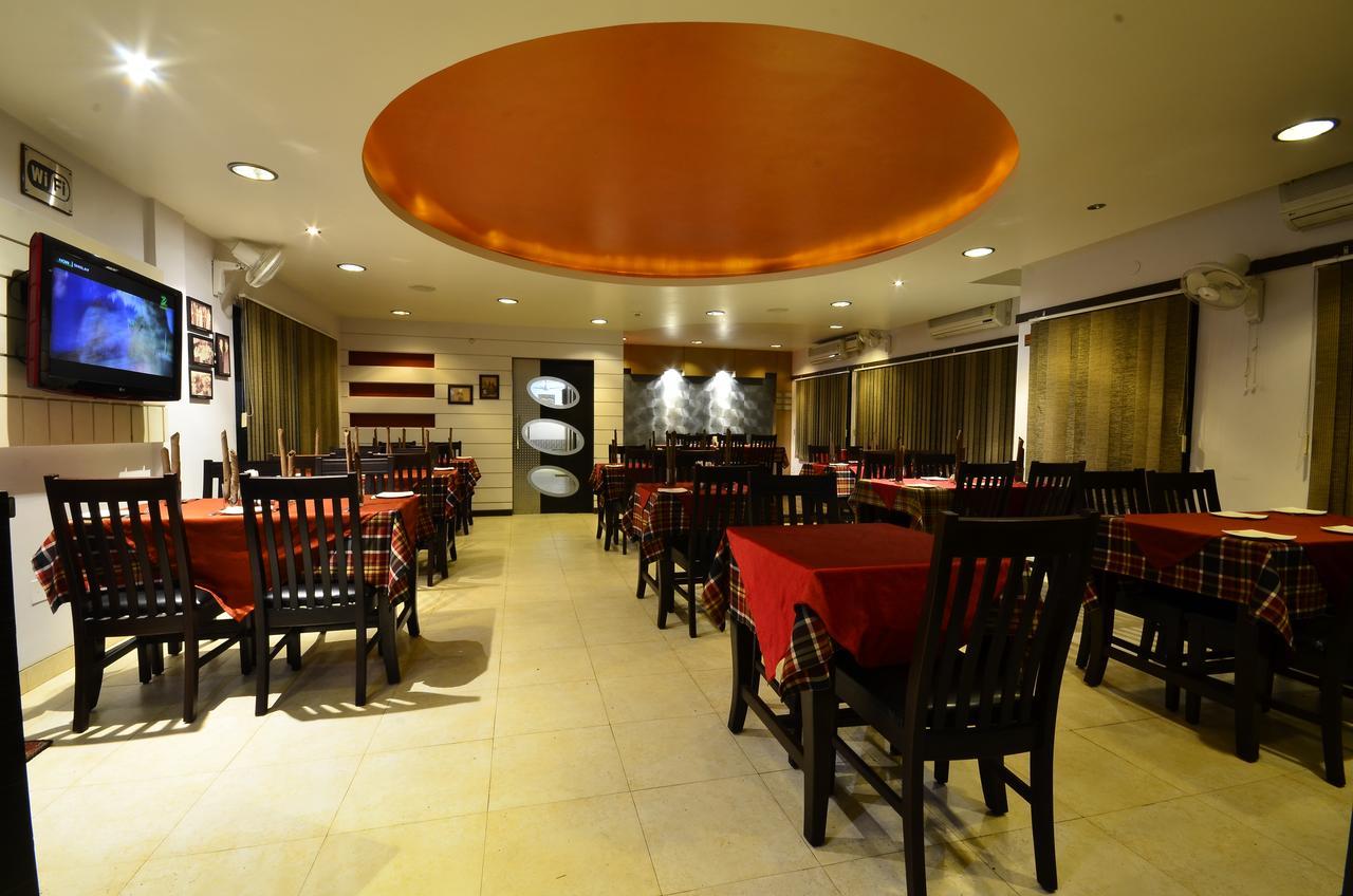 Hotel Rajawas Dibrugarh Экстерьер фото