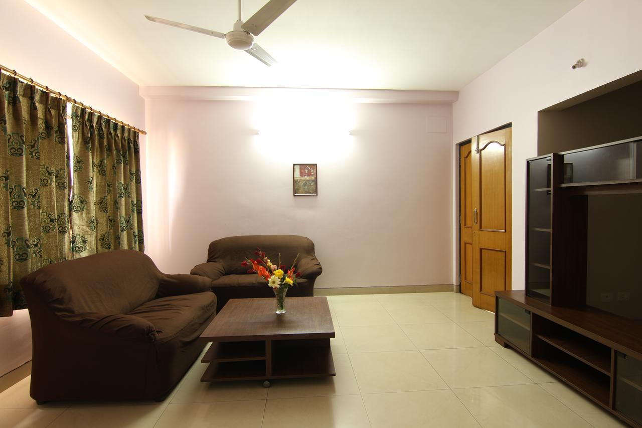 Hotel Rajawas Dibrugarh Экстерьер фото